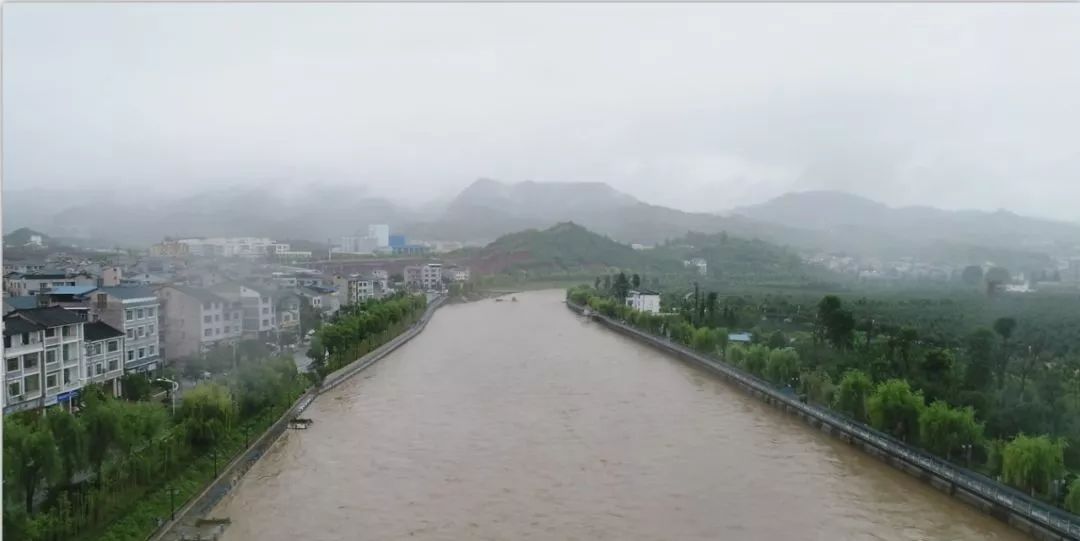 遵义：贵州地区遭遇新一轮洪水灾害